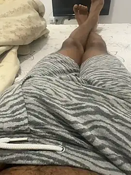 Snapshot of Madu0999 chatting on March 2026 07:43:01 AM Madu0999 online show from March 2026 07:43:01 AM