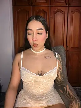 KaditaNavarro online show from July 2026 11:47:02 PM