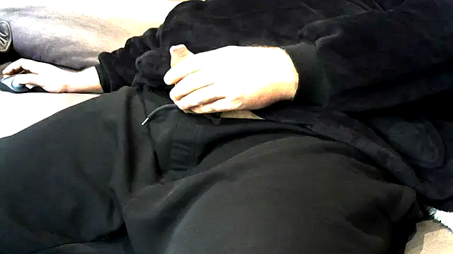 tommyj1988 online show from October 2025 08:03:01 AM