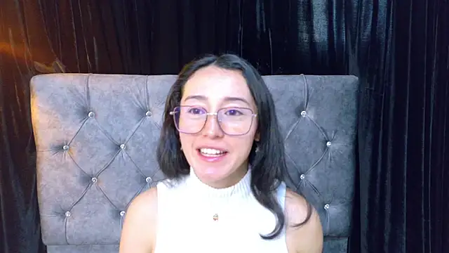 Ginevra esposito online show from October 2025 12:26:02 PM