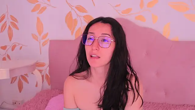 Ginevra esposito online show from February 2026 12:46:02 PM