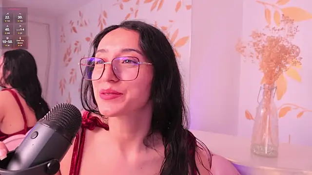 Snapshot of Ginevra_esposito chatting on February 2026 01:11:02 PM Ginevra esposito online show from February 2026 01:11:02 PM