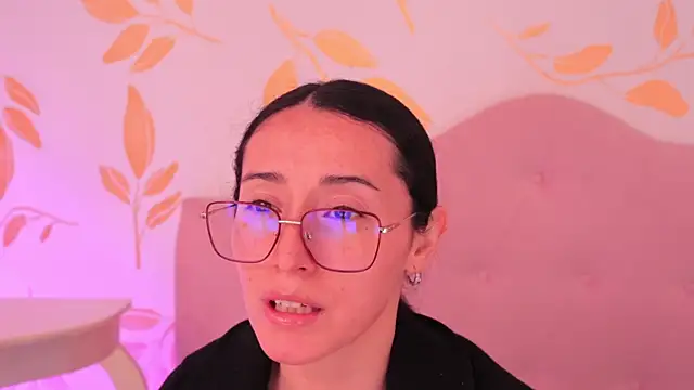 Snapshot of Ginevra_esposito chatting on March 2026 12:49:01 PM Ginevra esposito online show from March 2026 12:49:01 PM