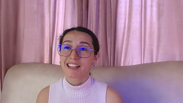 Snapshot of Ginevra_esposito chatting on April 2026 12:49:01 PM Ginevra esposito online show from April 2026 12:49:01 PM