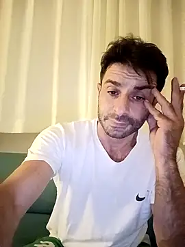 alex10alexx online show from October 2025 12:43:01 AM