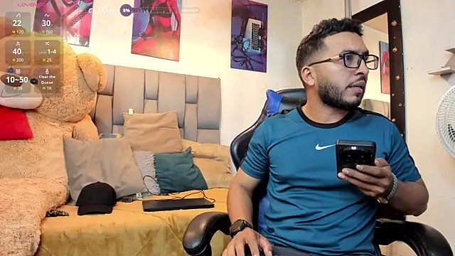 Snapshot of Edahi1386 chatting on March 2026 02:17:01 AM Edahi1386 online show from March 2026 02:17:01 AM