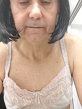 Snapshot of Emily_de_Carla chatting on October 2025 06:36:02 AM Emily de Carla online show from October 2025 06:36:02 AM