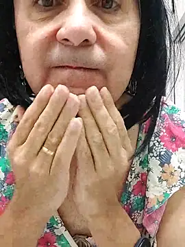 Snapshot of Emily_de_Carla chatting on November 2025 07:52:01 AM Emily de Carla online show from November 2025 07:52:01 AM