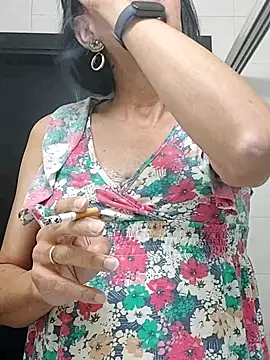 Snapshot of Emily_de_Carla chatting on November 2025 03:45:01 PM Emily de Carla online show from November 2025 03:45:01 PM