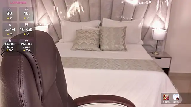 Viictoria jones online show from April 2026 12:05:01 AM