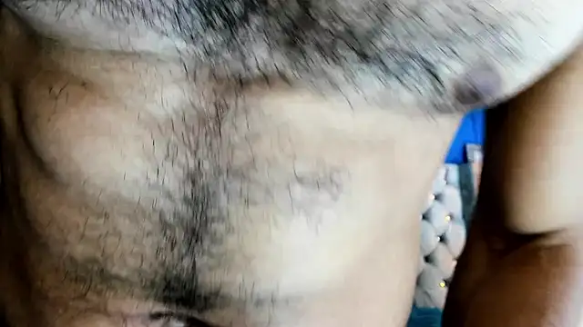 Snapshot of latinhotmuscle chatting on November 2025 06:24:02 AM latinhotmuscle online show from November 2025 06:24:02 AM