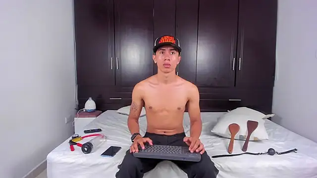 zadders yb online show from September 2025 04:14:01 AM