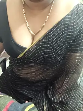 Snapshot of Tamil-rami chatting on November 2025 08:03:02 AM Tamil-rami online show from November 2025 08:03:02 AM