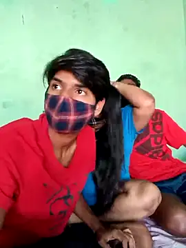 Snapshot of LoveOnStream chatting on October 2025 06:27:02 AM LoveOnStream online show from October 2025 06:27:02 AM