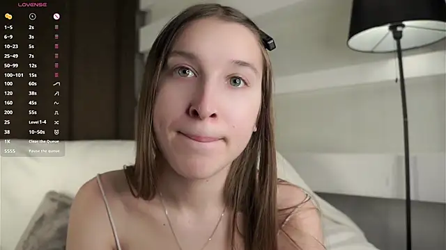 NanaMertins online show from December 2025 01:02:02 AM