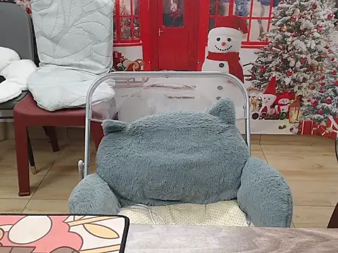 Snapshot of Lamoon_2k chatting on December 2025 03:59:02 AM Lamoon 2k online show from December 2025 03:59:02 AM