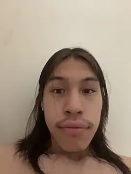 heytherepeoples717 online show from December 2025 02:45:02 PM