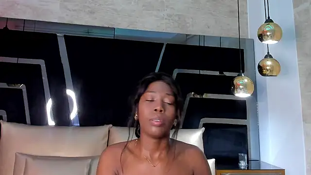 AbbieCyruz online show from September 2025 11:43:01 AM