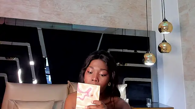 AbbieCyruz online show from September 2025 12:06:01 PM