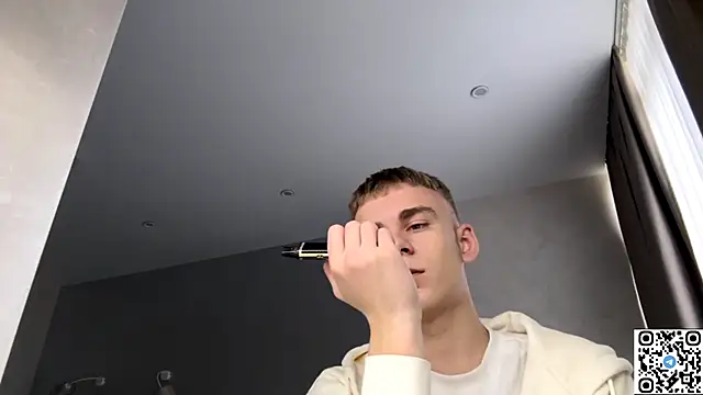 Snapshot of echowraith chatting on October 2025 01:10:02 PM echowraith online show from October 2025 01:10:02 PM