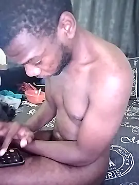 Snapshot of TmanZim2025 chatting on February 2026 01:46:02 AM TmanZim2025 online show from February 2026 01:46:02 AM