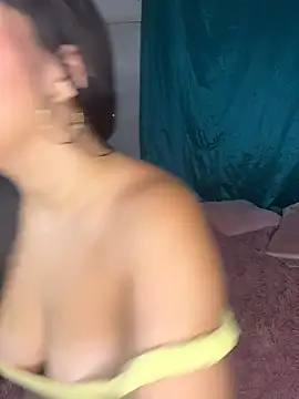 Snapshot of Isaa-Sweet chatting on November 2025 09:55:02 AM Isaa-Sweet online show from November 2025 09:55:02 AM