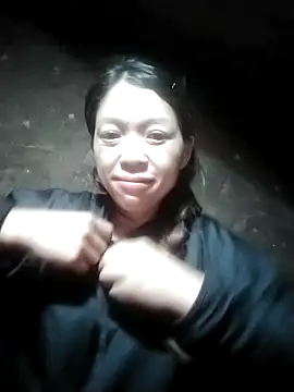 Snapshot of Mina_ti chatting on September 2025 08:14:01 AM Mina ti online show from September 2025 08:14:01 AM