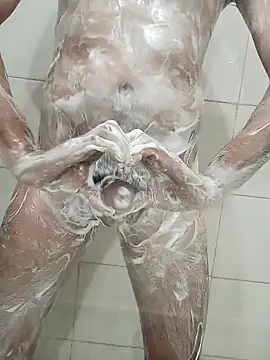 Snapshot of AtraCTiVoSiNguLaR chatting on October 2025 02:06:02 PM AtraCTiVoSiNguLaR online show from October 2025 02:06:02 PM