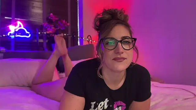 Snapshot of MistresssX chatting on October 2025 01:23:01 PM MistresssX online show from October 2025 01:23:01 PM