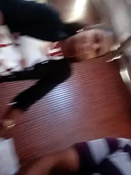 Snapshot of littlebunnySL chatting on January 2026 05:55:01 AM littlebunnySL online show from January 2026 05:55:01 AM