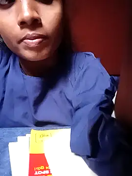 Snapshot of littlebunnySL chatting on January 2026 04:38:02 AM littlebunnySL online show from January 2026 04:38:02 AM