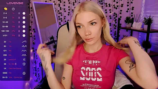 AnyaTaylor  online show from April 2026 03:00:02 AM