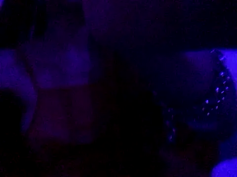 Snapshot of kendrafarq chatting on October 2025 06:32:02 AM kendrafarq online show from October 2025 06:32:02 AM