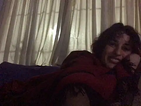 Snapshot of kendrafarq chatting on October 2025 05:02:02 AM kendrafarq online show from October 2025 05:02:02 AM