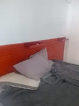 Snapshot of kendrafarq chatting on January 2026 06:00:02 PM kendrafarq online show from January 2026 06:00:02 PM