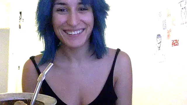 Snapshot of kendrafarq chatting on January 2026 02:22:02 PM kendrafarq online show from January 2026 02:22:02 PM