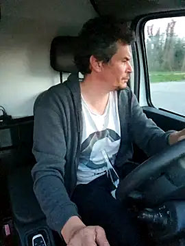 Snapshot of twitshe chatting on February 2026 05:33:01 PM twitshe online show from February 2026 05:33:01 PM