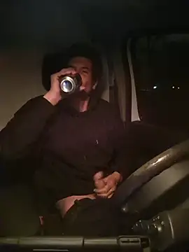 twitshe online show from March 2026 06:45:02 PM