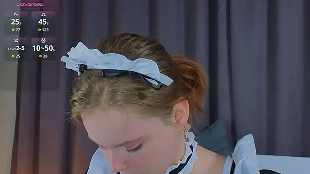 JulietteRain online show from November 2025 05:35:01 PM