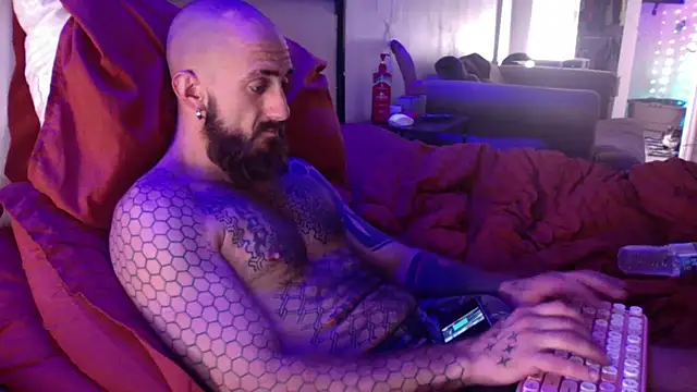 Snapshot of Bearlyfuckinglogan chatting on August 2026 01:49:02 PM Bearlyfuckinglogan online show from August 2026 01:49:02 PM