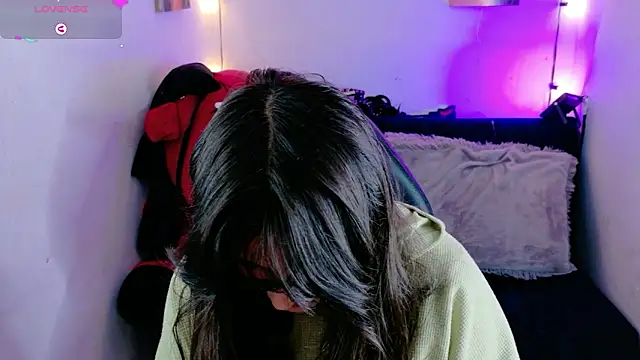 MiaVelvetDoll online show from November 2025 01:43:01 PM