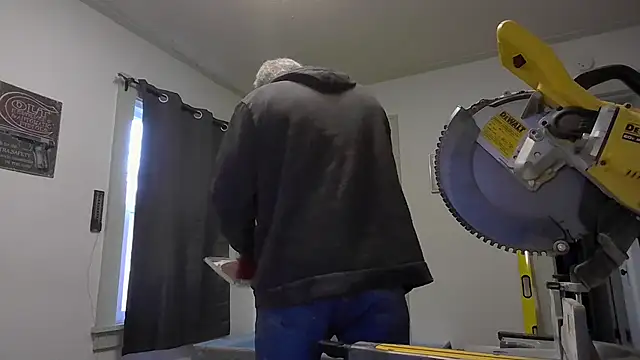 Sexyjennyxh online show from February 2026 11:12:01 PM