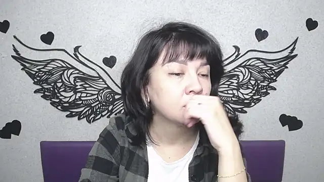 SelenaFly online show from October 2025 05:05:02 AM