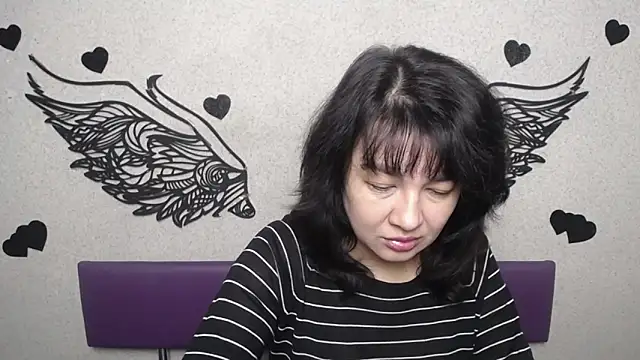 SelenaFly online show from October 2025 05:07:02 AM