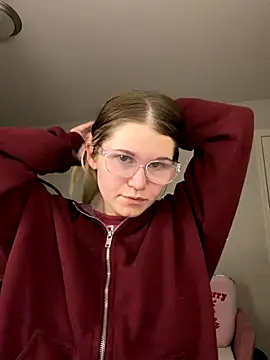 Snapshot of Riley_ray69 chatting on December 2025 09:38:01 AM Riley ray69 online show from December 2025 09:38:01 AM