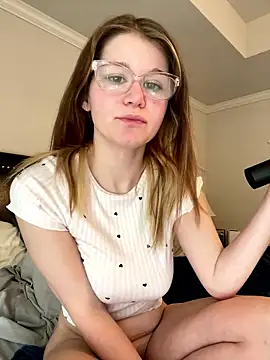 Snapshot of Riley_ray69 chatting on January 2026 05:40:01 PM Riley ray69 online show from January 2026 05:40:01 PM