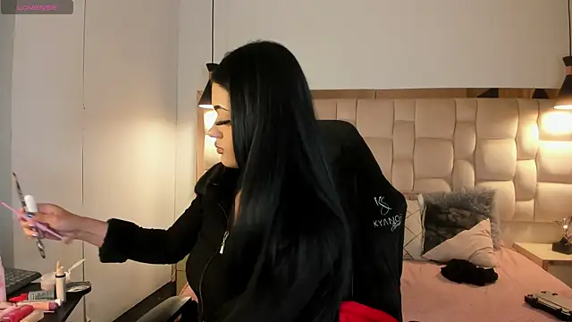 EmmaStonns online show from April 2026 12:49:01 PM