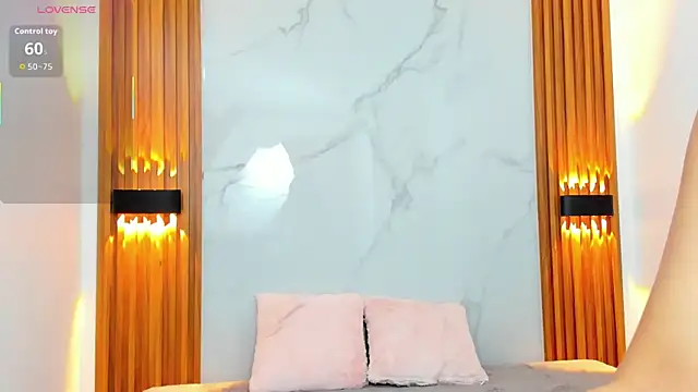 Snapshot of KonanStar chatting on September 2025 11:43:02 AM KonanStar online show from September 2025 11:43:02 AM