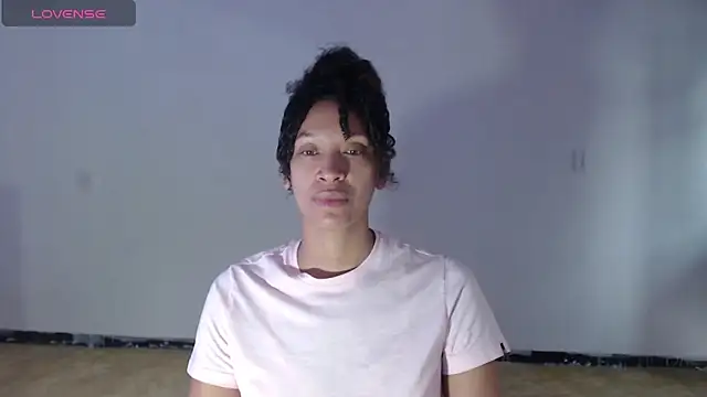 DonnaDidiamantti online show from November 2025 04:10:02 PM