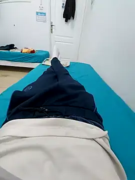 RaoufDz17cm online show from October 2025 09:59:02 PM